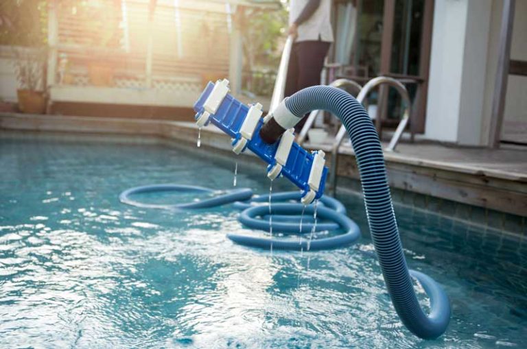 Pool reinigen leicht gemacht so geht´s richtig! Infoportal zum Thema Haus
