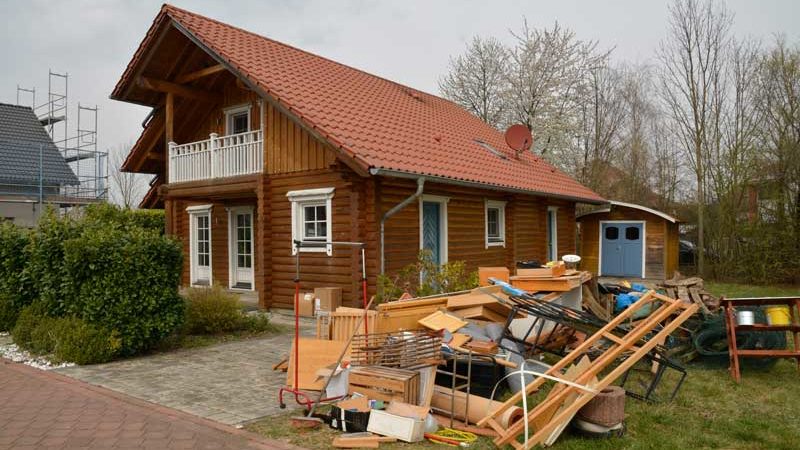 Entrümpelung: In 5 Schritten zum reibungslosen Erfolg